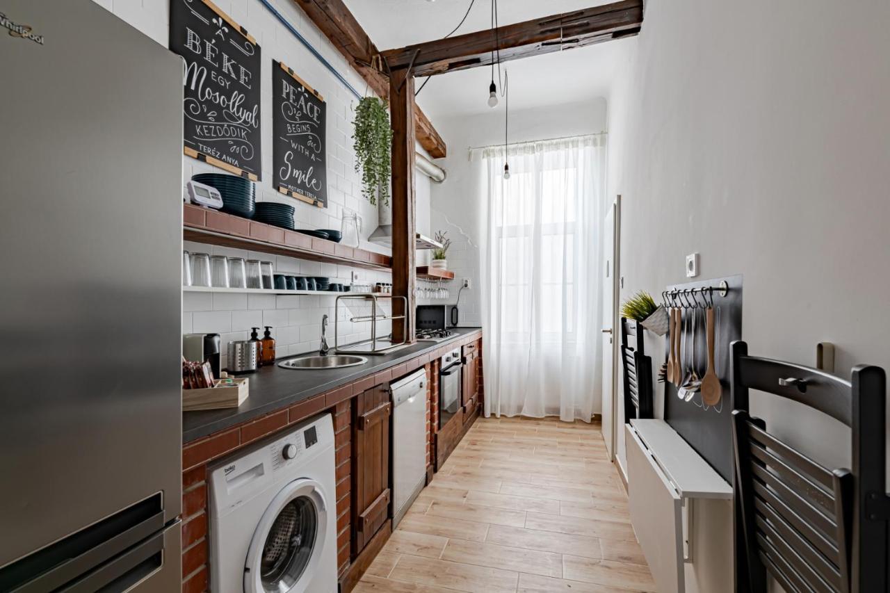 Blue Peace Downtown Apartment Budapest Eksteriør billede
