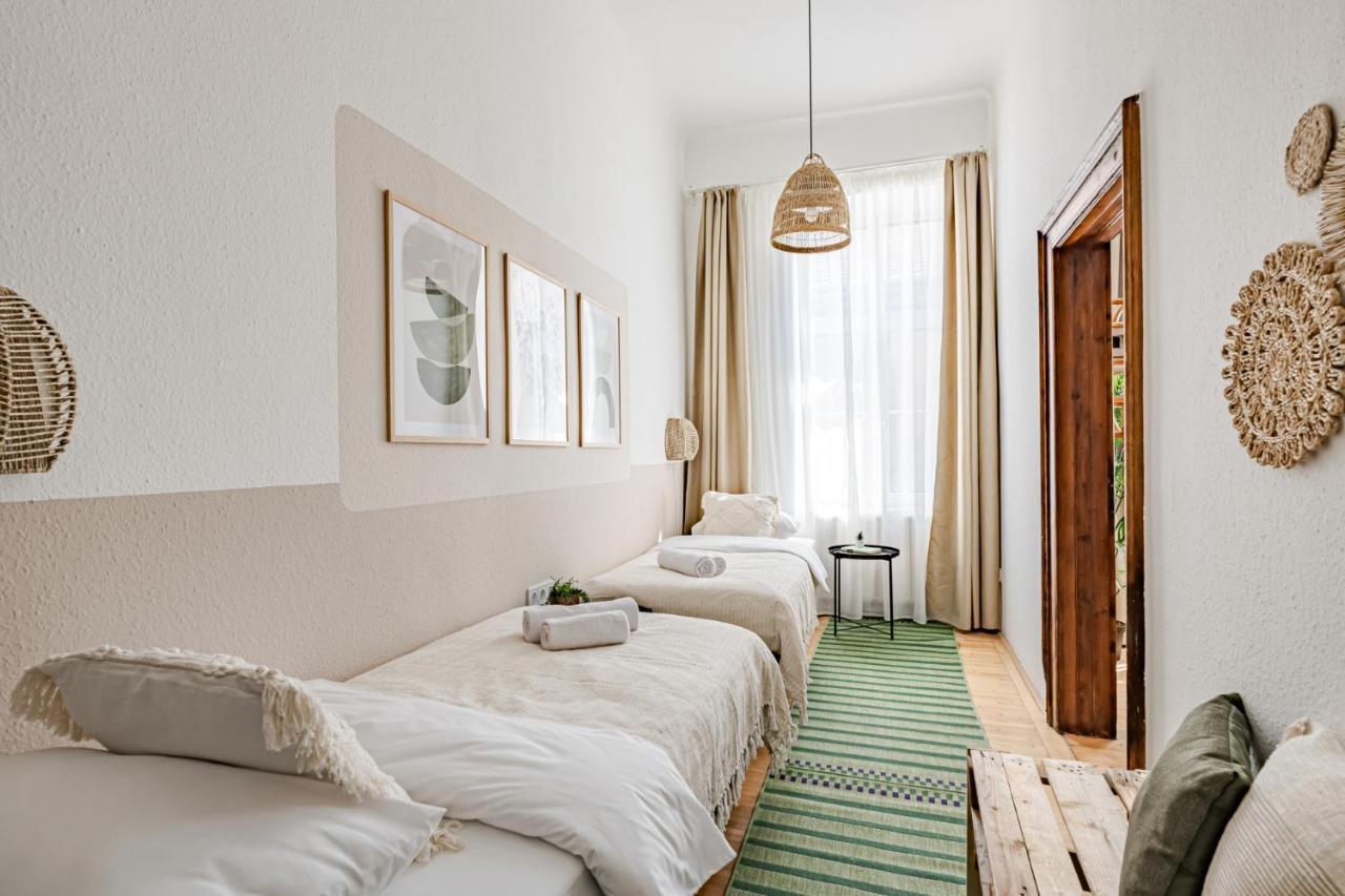 Blue Peace Downtown Apartment Budapest Eksteriør billede